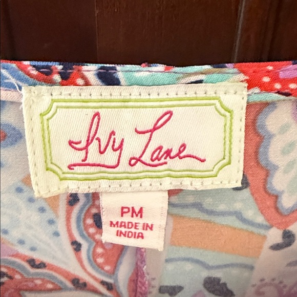 Vibrant Floral Short Sleeve Dress with Metallic Accents size Mp - Picture 3 of 3